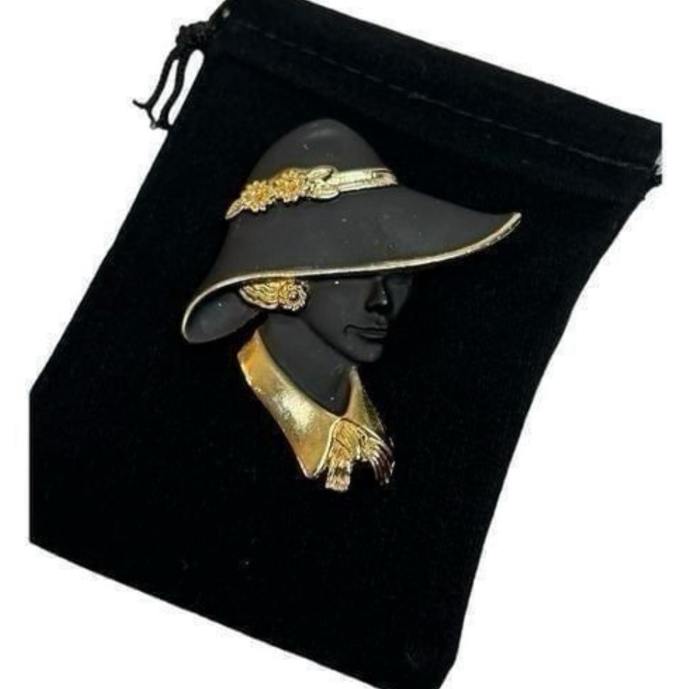 MCM Torino Pin Brooch Gold Toned Woman Lady In Hat With Flowers, pin